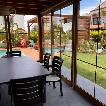Hotel Astonishing Seafront In Cesme