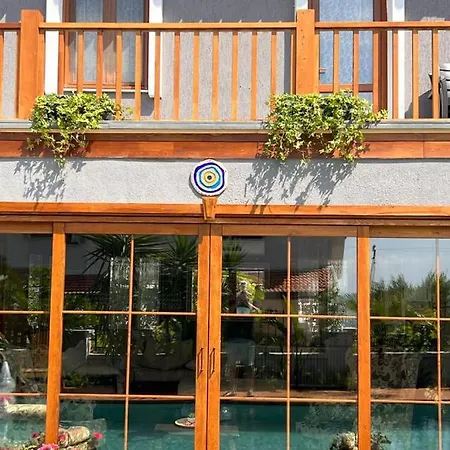 Astonishing Seafront In Cesme Hotel 4*